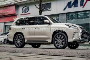 Xe Lexus LX 570 2019