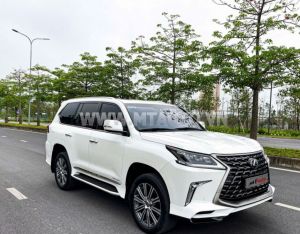 Xe Lexus LX 570 Super Sport 2016