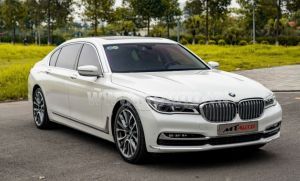 Xe BMW 7 Series 730Li 2019