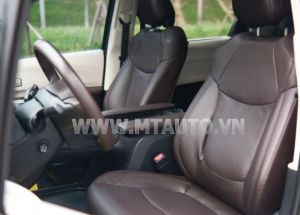 Xe Toyota Sienna Platinum 2.5 AT 2021