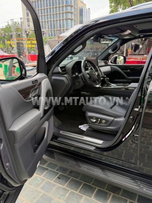 Xe Lexus LX 600 Vip 2023