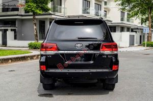 Xe Toyota Land Cruiser 5.7 V8 2019