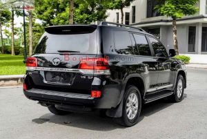 Xe Toyota Land Cruiser 5.7 V8 2019