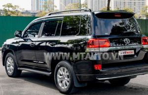 Xe Toyota Land Cruiser 4.6 V8 2019