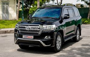 Xe Toyota Land Cruiser 4.6 V8 2019
