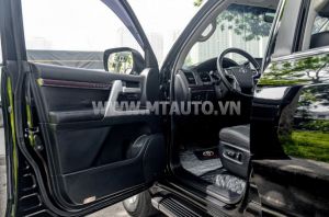 Xe Toyota Land Cruiser 4.6 V8 2019