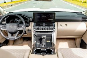 Xe Toyota Land Cruiser VXR 3.5 V6 2021