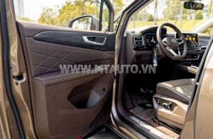 Xe Volkswagen Viloran Luxury 2023