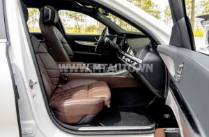 Xe BMW 7 Series 735i Pure Excellence 2023