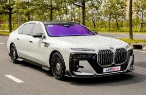 Xe BMW 7 Series 735i Pure Excellence 2023