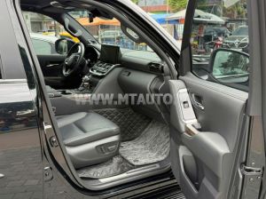 Xe Toyota Land Cruiser 3.5 V6 2024
