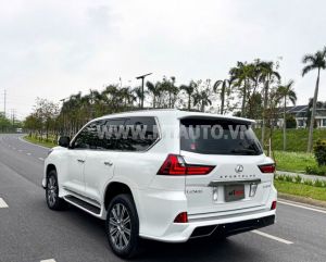 Xe Lexus LX 570 Super Sport 2016