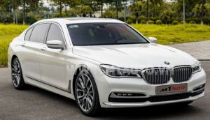 Xe BMW 7 Series 730Li 2019