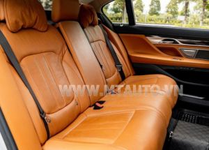 Xe BMW 7 Series 730Li 2019