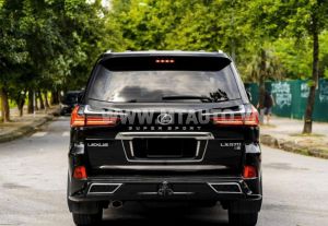 Xe Lexus LX 570 2021