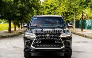 Xe Lexus LX 570 2021