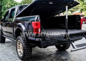 Xe Ford F150 Harley Davidson 5.0 V8 2018