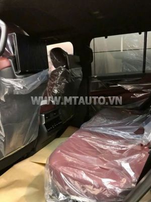 Xe Lexus LX 600 Urban 2025