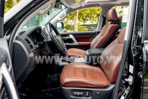 Xe Toyota Land Cruiser 4.6 V8 2021