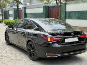 Xe Lexus ES 250 F Sport 2022