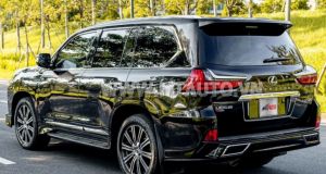 Xe Lexus LX 570 Super Sport 2018