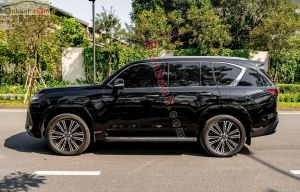 Xe Lexus LX 600 Urban 2024