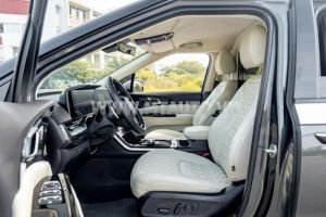 Xe Kia Carnival Royal 2.2D 2022