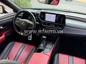 Xe Lexus ES 250 F Sport 2022