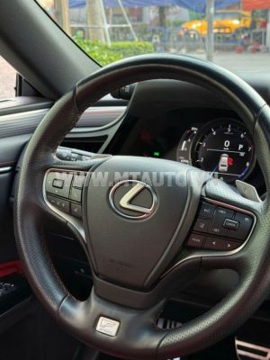 Xe Lexus ES 250 F Sport 2022