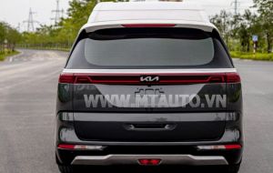 Xe Kia Carnival Royal 2.2D 2022