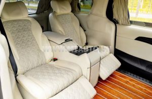 Xe Kia Carnival Royal 2.2D 2022