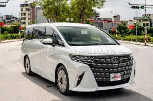Xe Toyota Alphard HEV 2.5 AT 2025