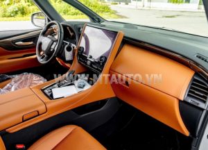 Xe Toyota Alphard HEV 2.5 AT 2025