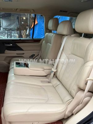 Xe Lexus LX 570 2016