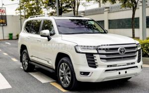 Xe Toyota Land Cruiser 3.5 V6 2025