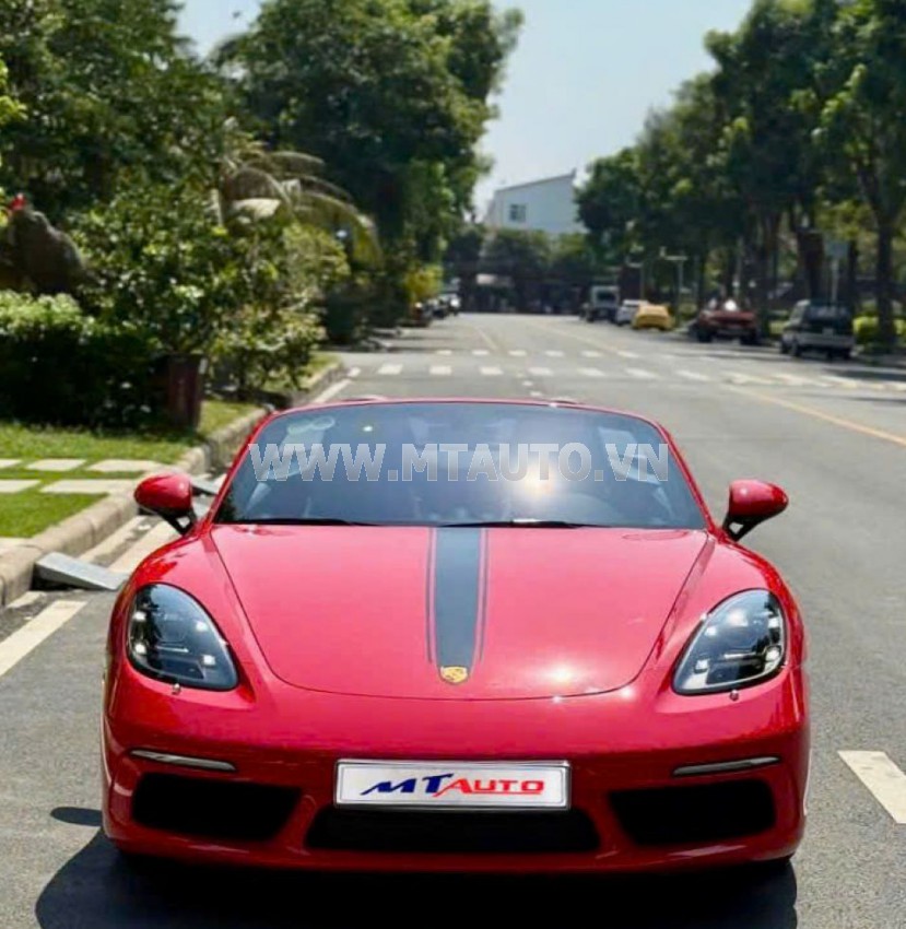 Porsche 718 Boxster 2.0 AT 2025