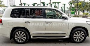 Xe Toyota Land Cruiser VX.R 4.6 V8 2018