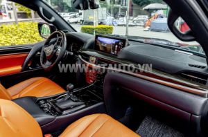 Xe Lexus LX 570 2019