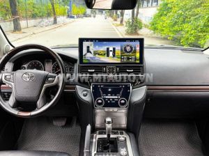 Xe Toyota Land Cruiser VX 4.6 V8 2019