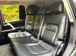 Xe Toyota Land Cruiser VX 4.6 V8 2019