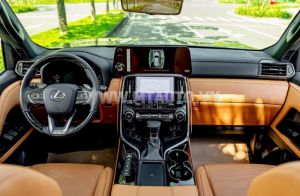 Xe Lexus LX 600 Urban 2024
