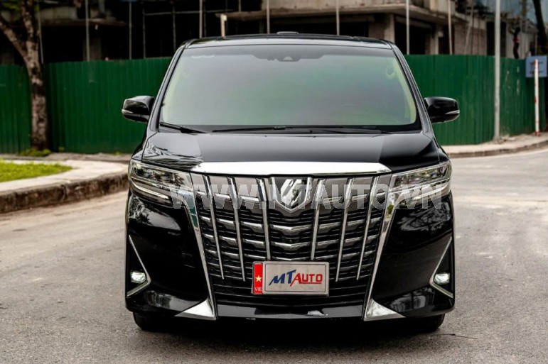 Toyota Alphard Luxury Executive Lounge 2020