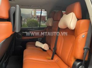 Xe Lexus LX 570 2021