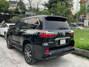 Xe Lexus LX 570 2021