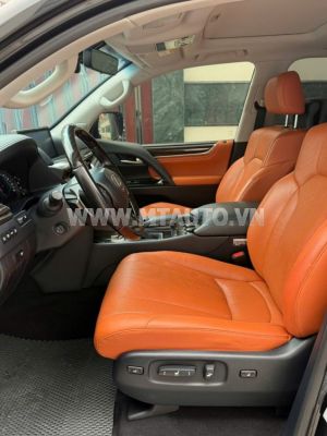 Xe Lexus LX 570 2021