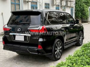 Xe Lexus LX 570 2021