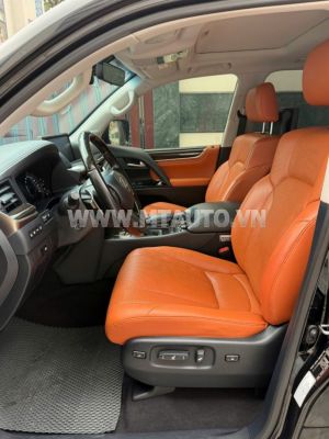 Xe Lexus LX 570 2021