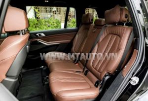 Xe BMW X7 xDrive40i M Sport 2020