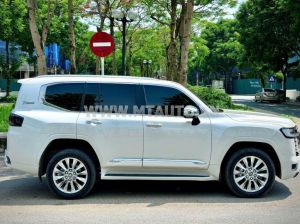 Xe Toyota Land Cruiser 3.5 V6 2022