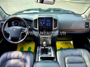 Xe Toyota Land Cruiser VX 4.6 V8 2019
